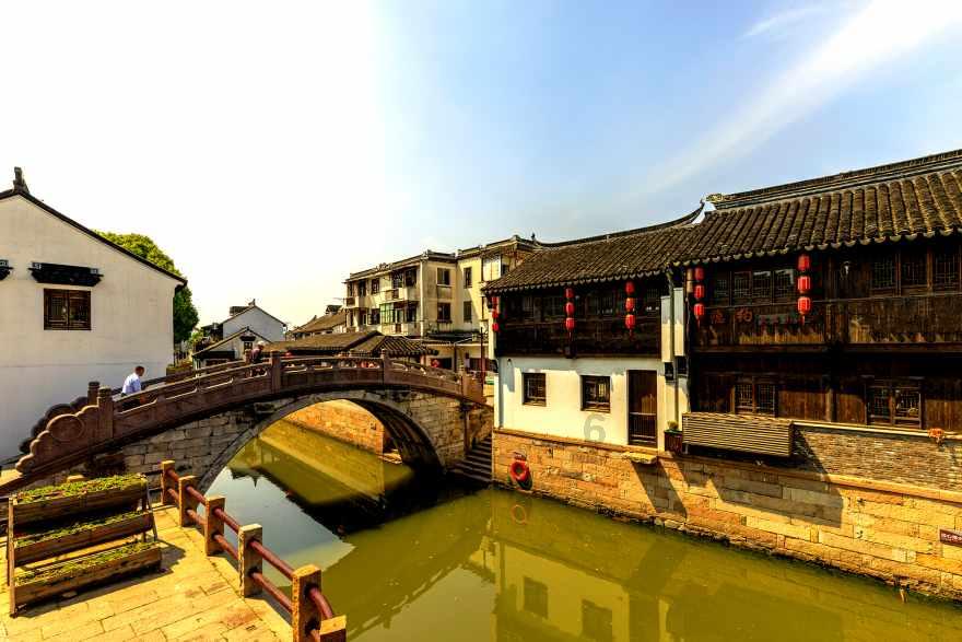 迷雾世界